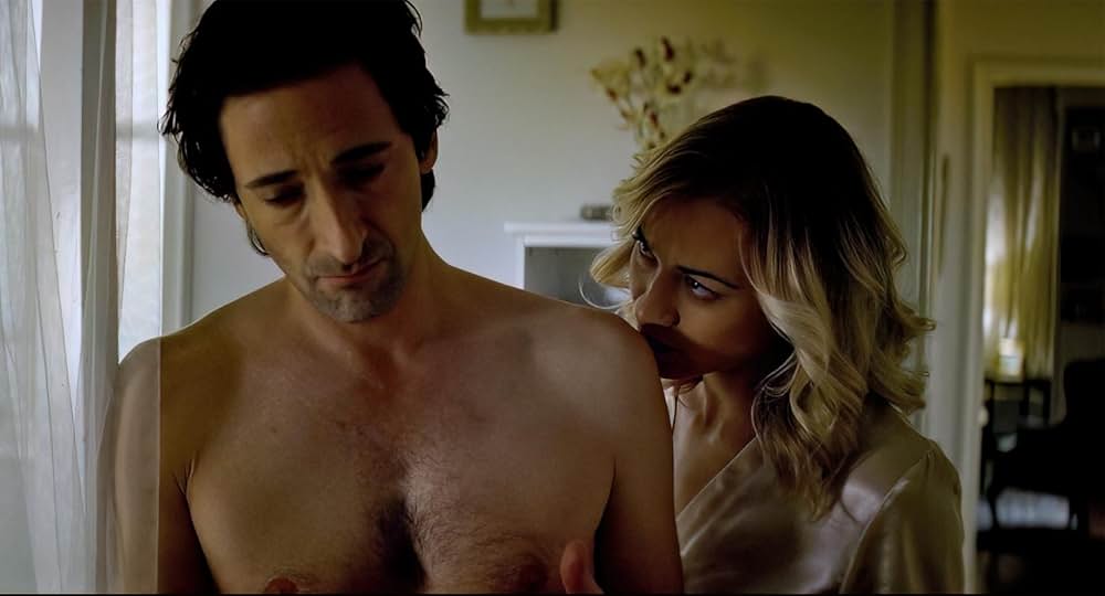 白い闇の女の画像