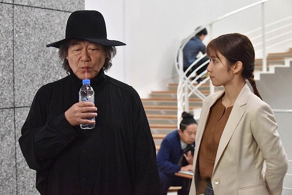 騙し絵の牙の画像