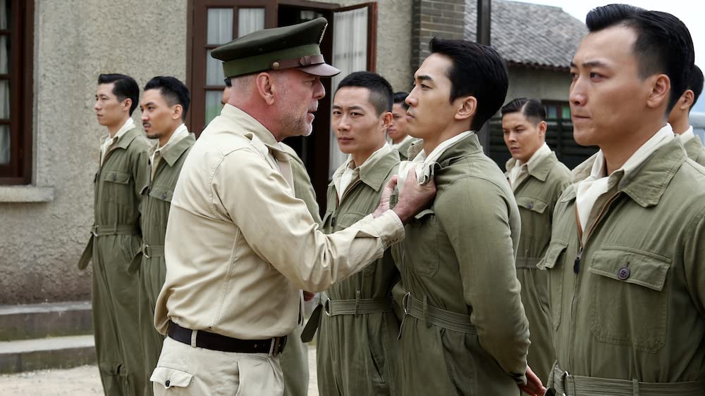 「エア・ストライク」ブルース・ウィリスの画像