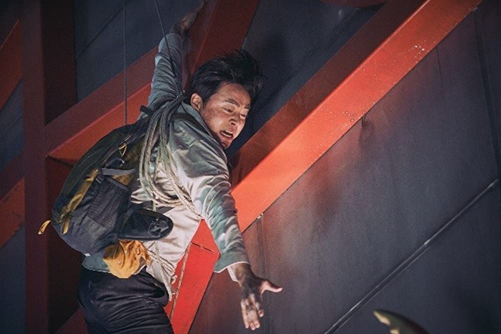 「EXIT」曹政奭の画像