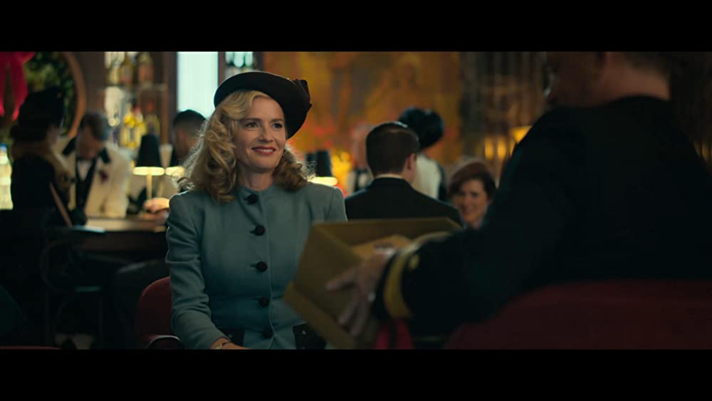 「グレイハウンド」エリザベス・シューの画像