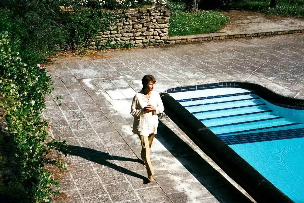 「スイミング・プール」シャーロット・ランプリングの画像