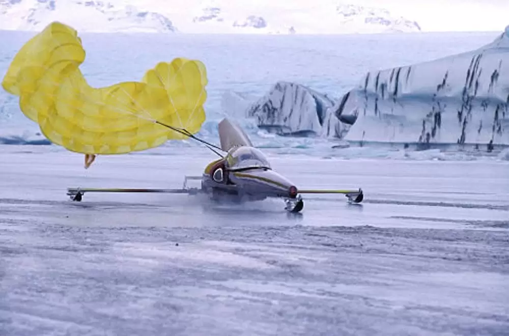 007／ダイ・アナザー・デイの画像