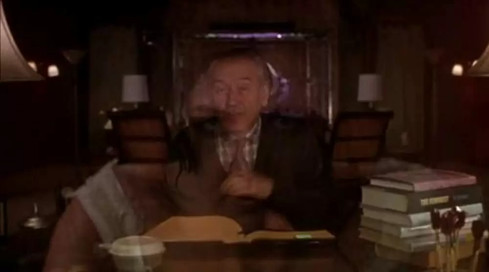 「セクレタリー」パトリック・ボーショー & マギー・ギレンホールの画像