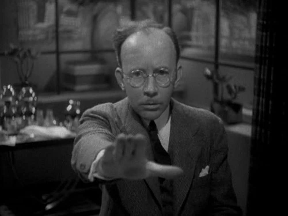 妻と女秘書の画像