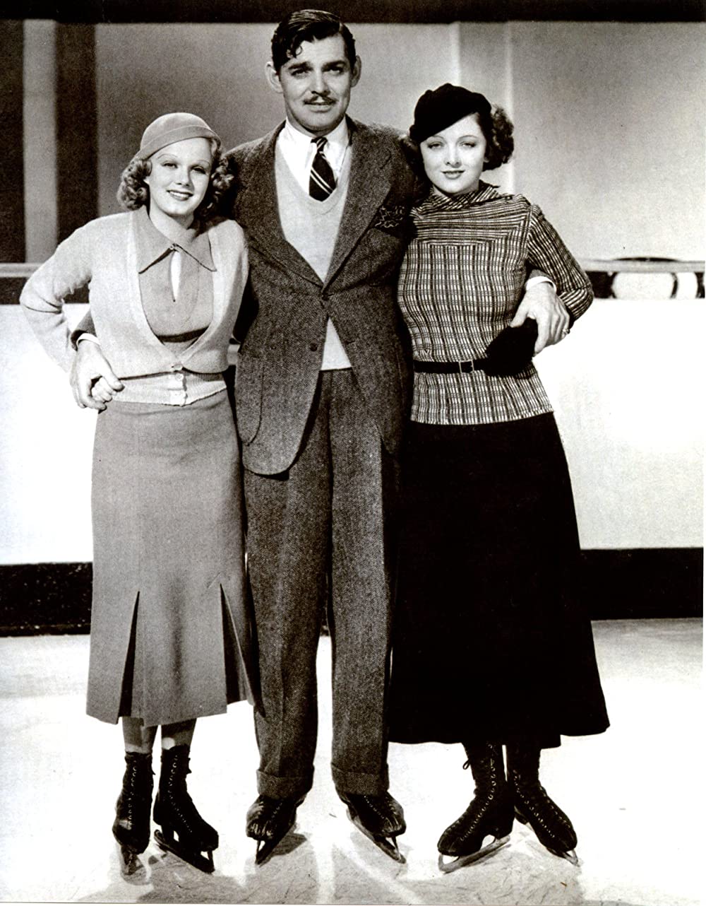 妻と女秘書の画像