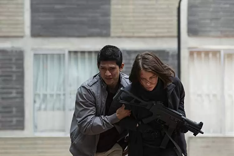 マイル22の画像