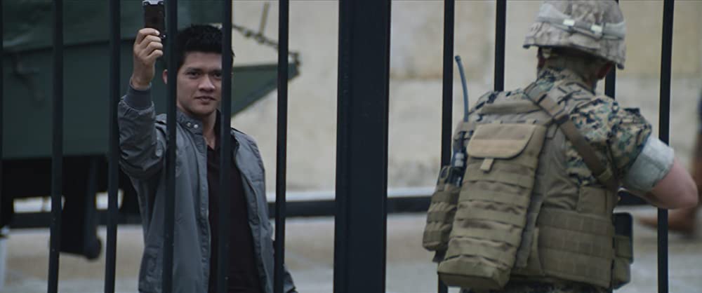 マイル22の画像