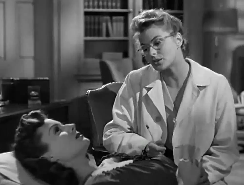 「白い恐怖」イングリッド・バーグマン & ロンダ・フレミングの画像