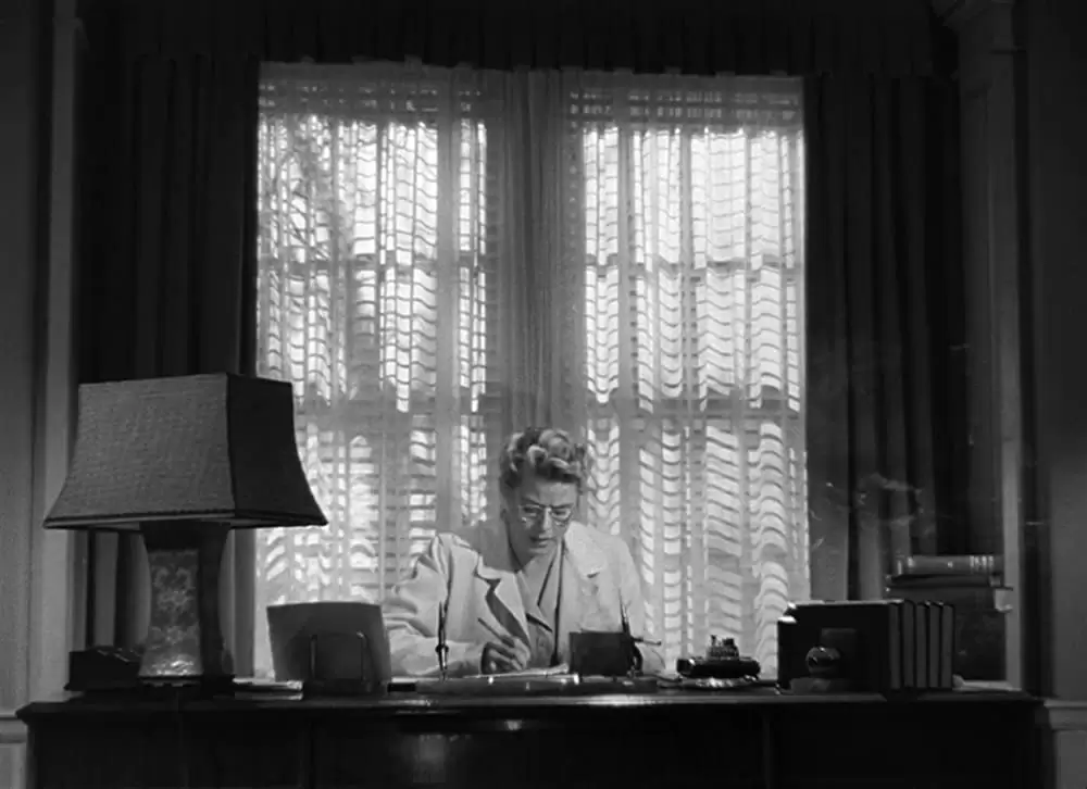 白い恐怖の画像