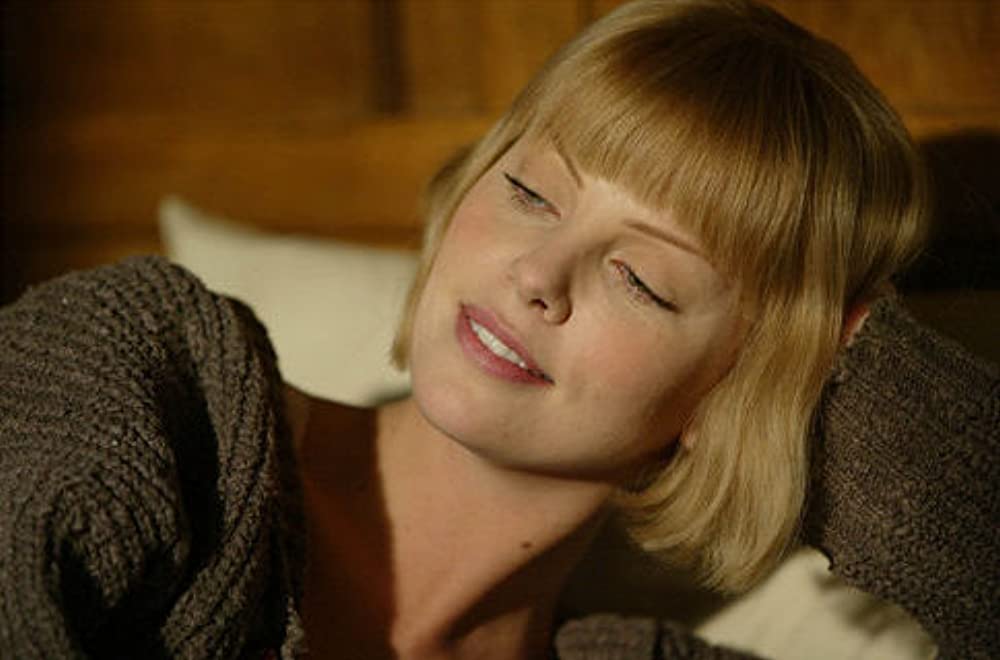 「トリコロールに燃えて」シャーリーズ・セロンの画像