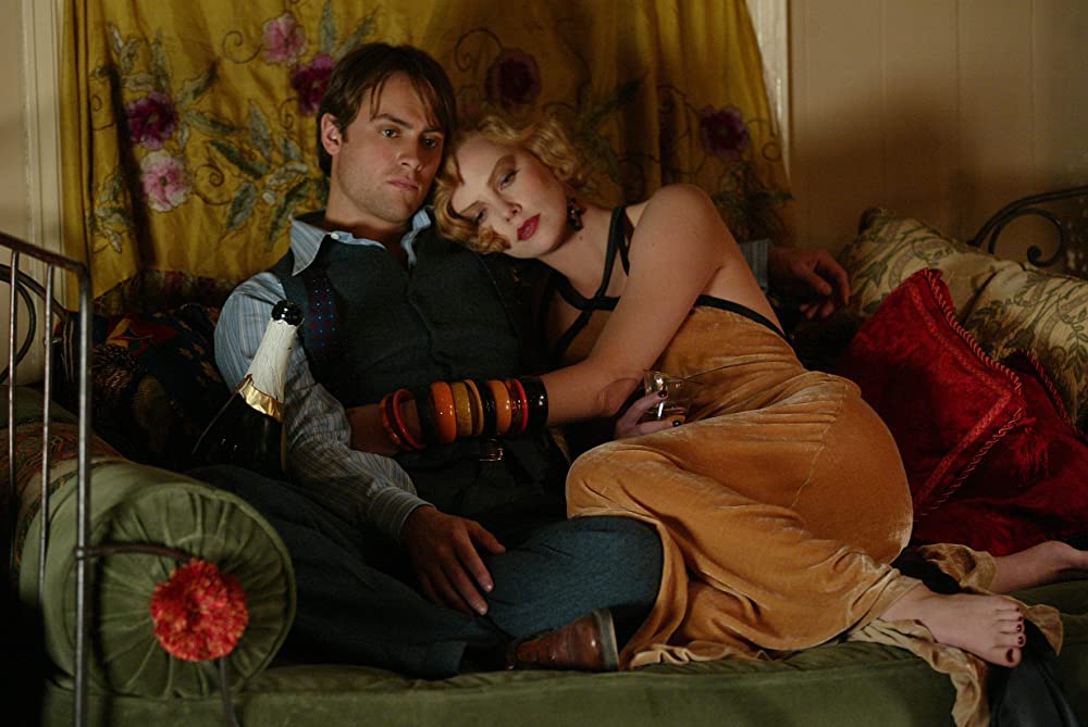 「トリコロールに燃えて」シャーリーズ・セロン & スチュアート・タウンゼントの画像