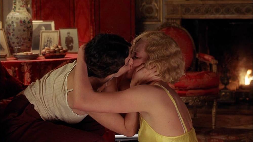 「トリコロールに燃えて」の画像