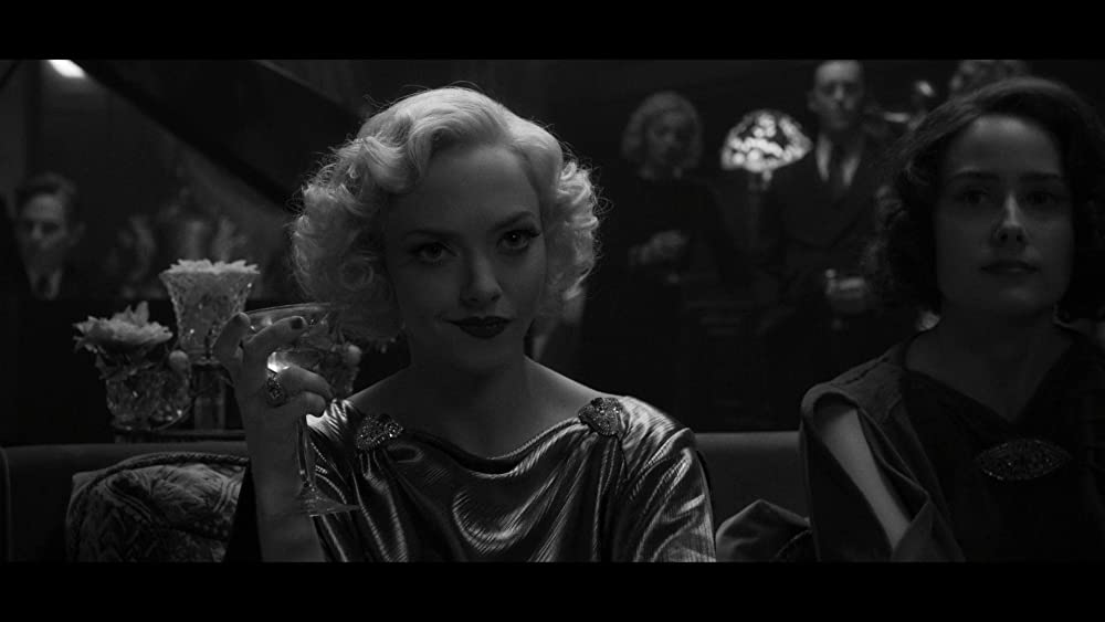 「Mank/マンク」アマンダ・セイフライドの画像