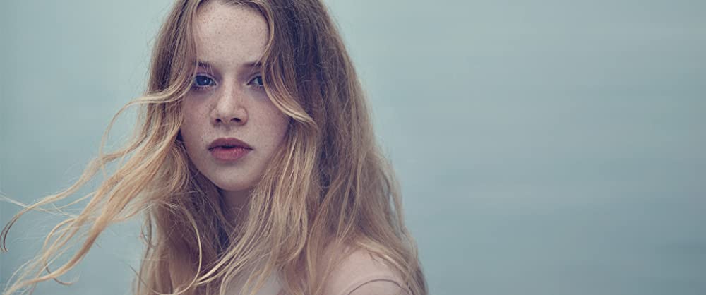 「ブルー・マインド」ルナ・ベドラーの画像