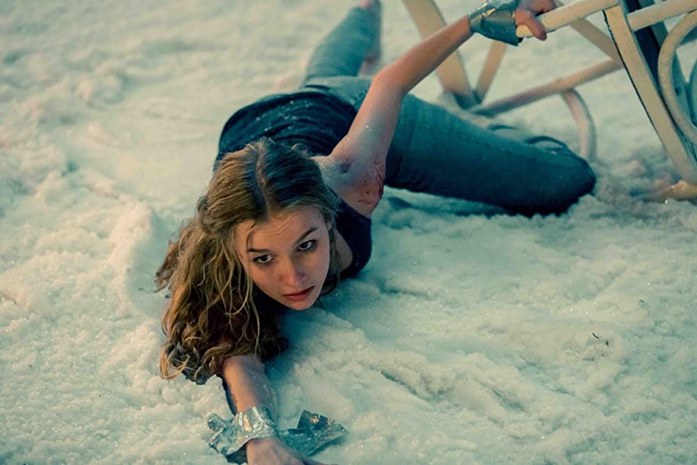 「ベター・ウォッチ・アウト: クリスマスの侵略者」オリビア・デヨングの画像