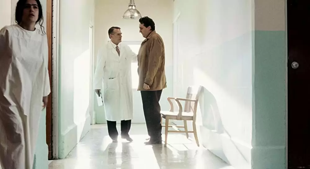 「フリーダ」サルマ・ハエック & アルフレッド・モリーナの画像