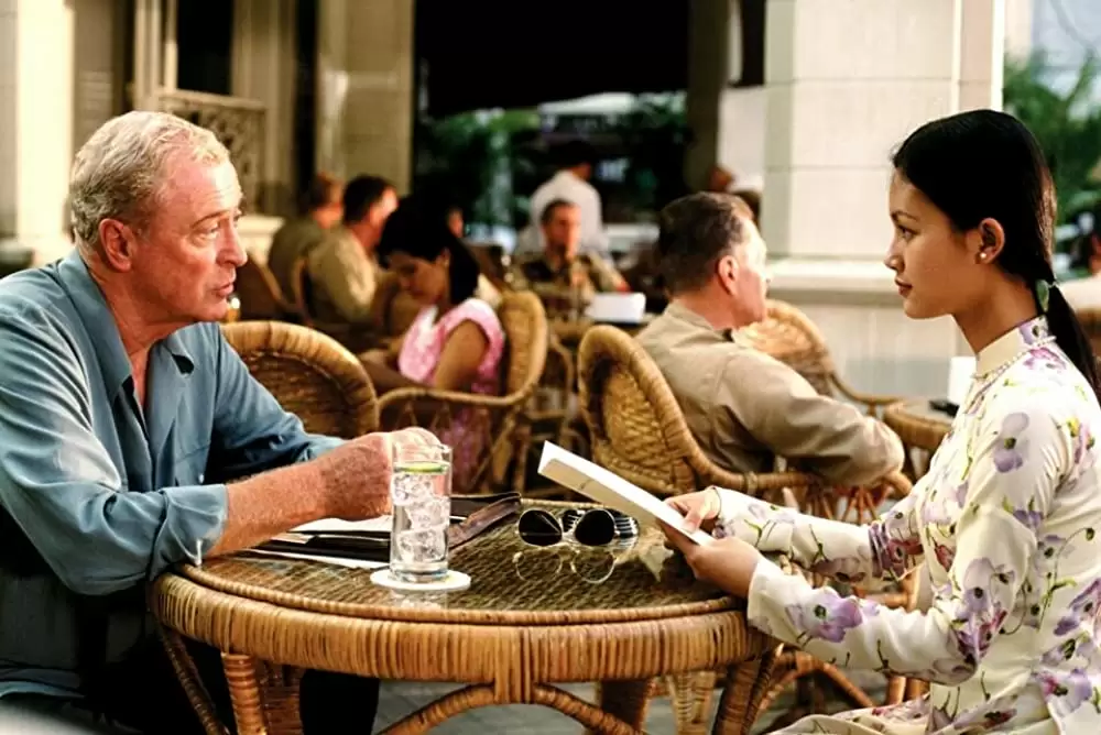 「愛の落日」マイケル・ケイン & Do Thi Hai Yenの画像