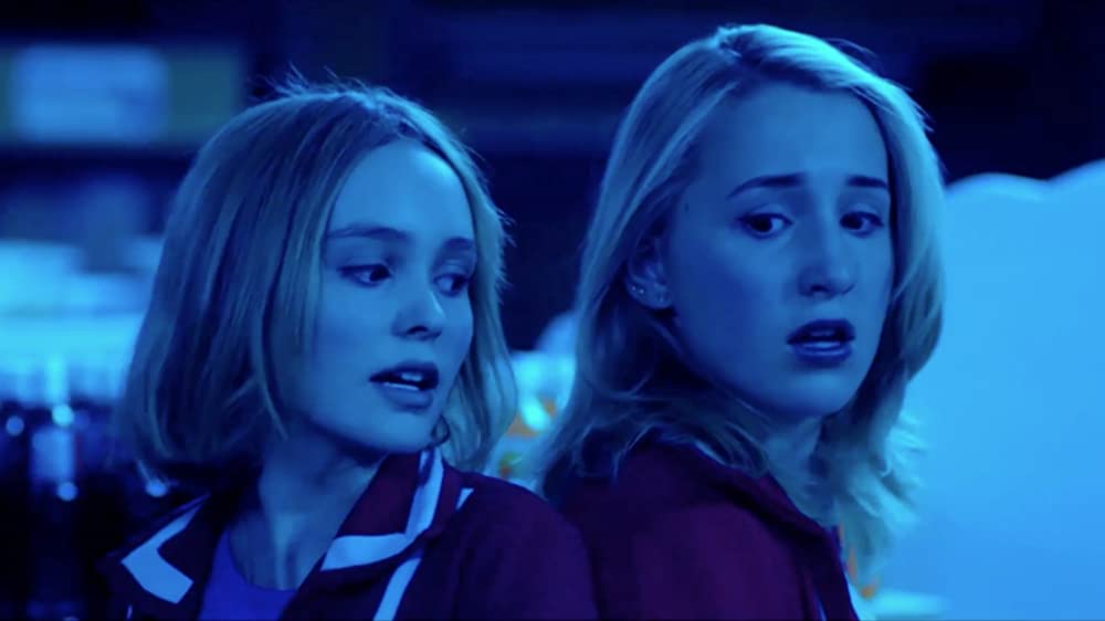 コンビニ・ウォーズ バイトJK VS ミニナチ軍団の画像