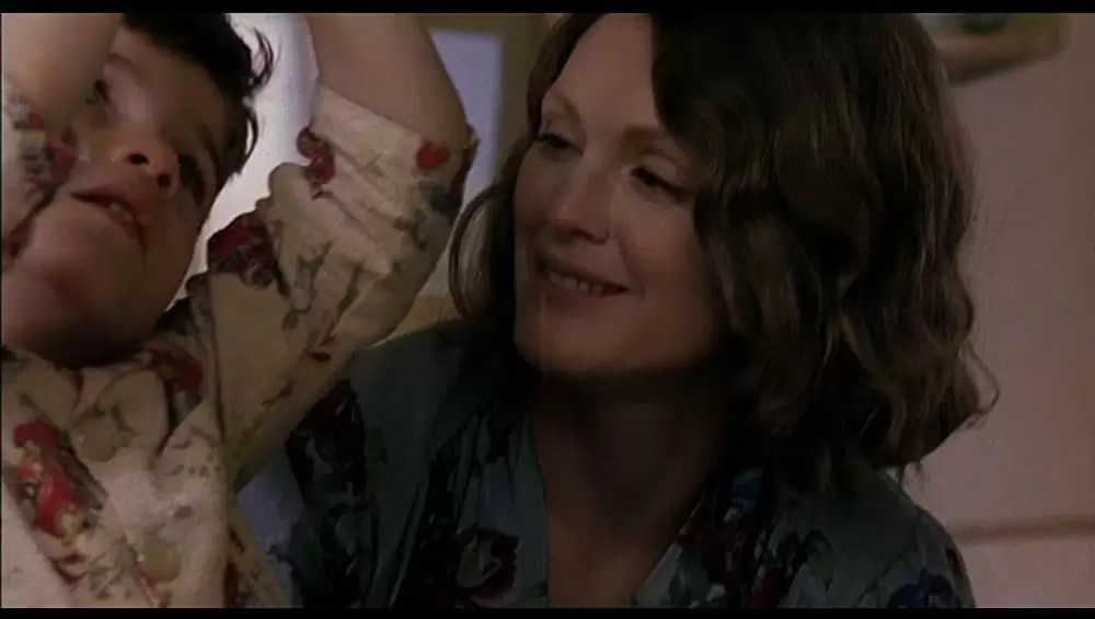 「めぐりあう時間たち」ジュリアン・ムーア & Jack Rovelloの画像