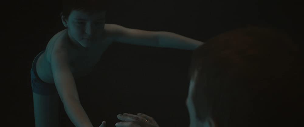 潜水艦クルスクの生存者たちの画像