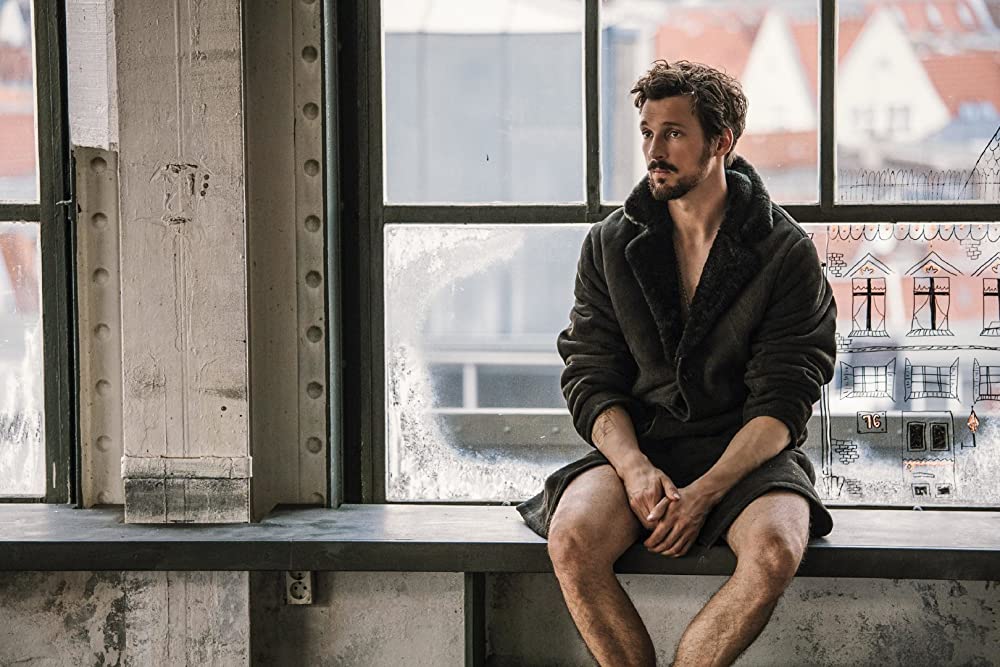 「100日間のシンプルライフ」フロリアン・ダービト・フィッツの画像