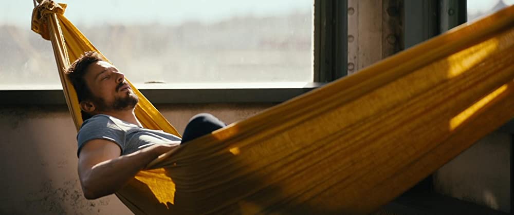 「100日間のシンプルライフ」フロリアン・ダービト・フィッツの画像