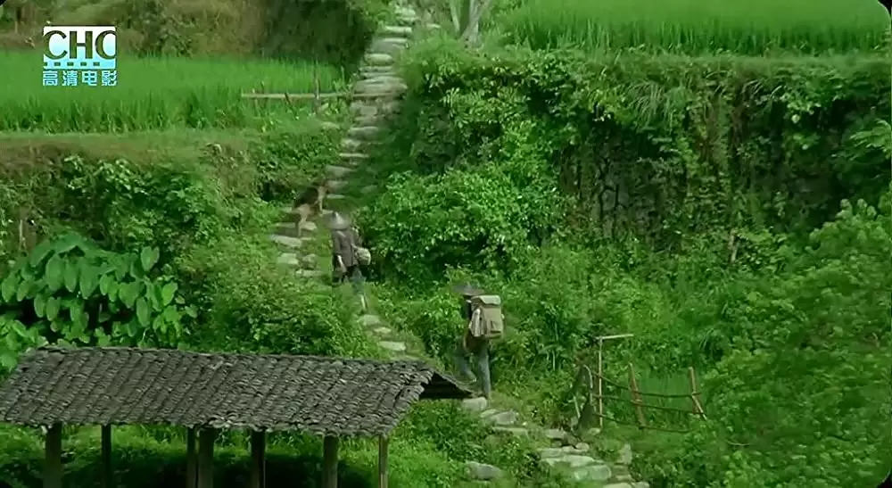 山の郵便配達の画像