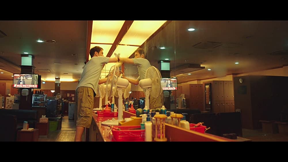 藁にもすがる獣たちの画像