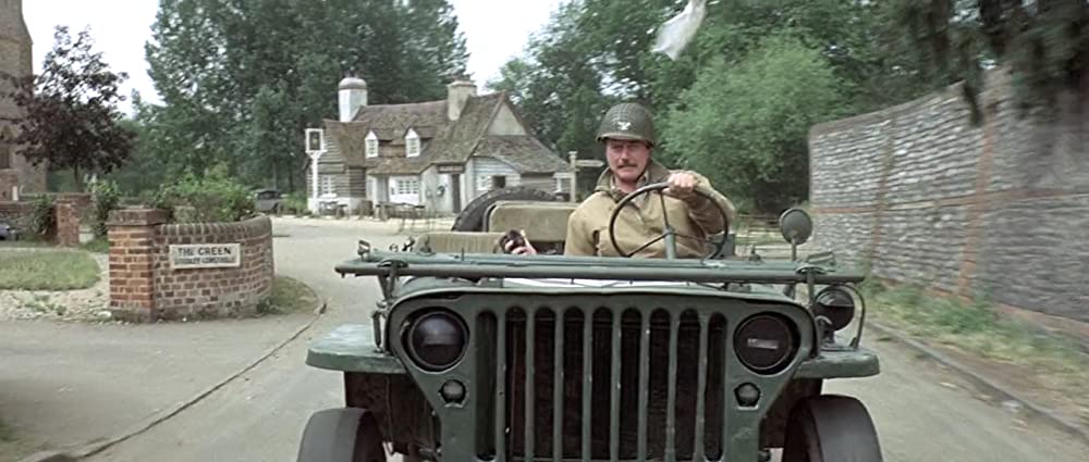 鷲は舞いおりたの画像