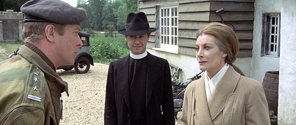 「鷲は舞いおりた」マイケル・ケイン & ジーン・マーシュ & ジョン・スタンディングの画像