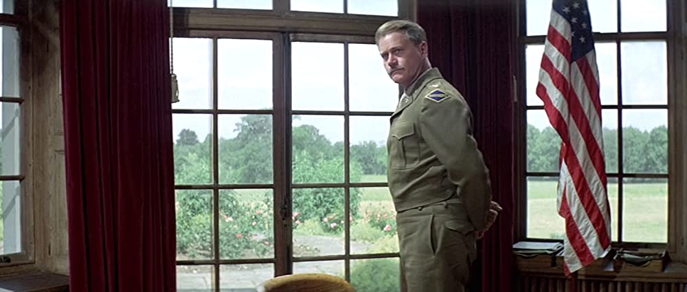 鷲は舞いおりたの画像