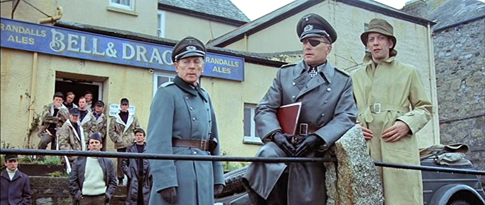 鷲は舞いおりたの画像