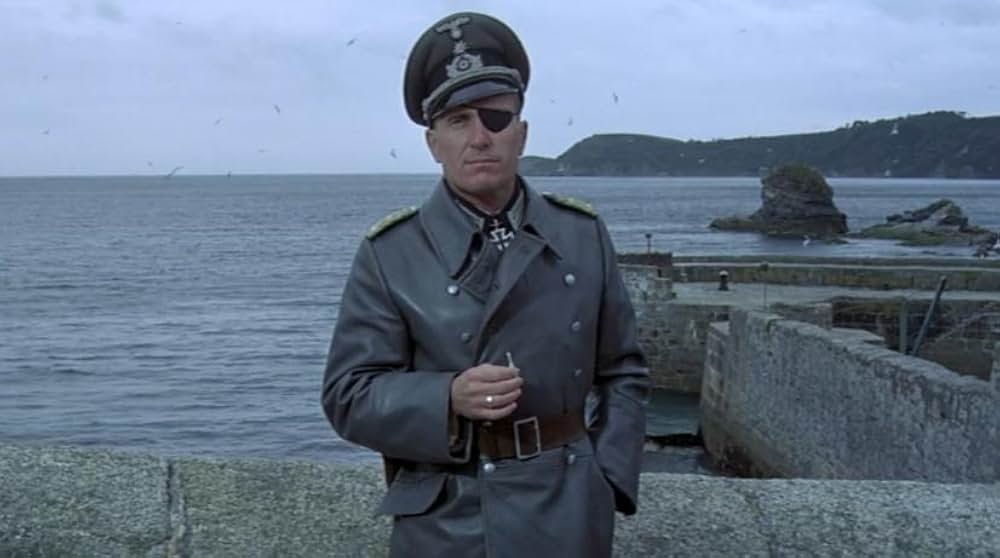 鷲は舞いおりたの画像