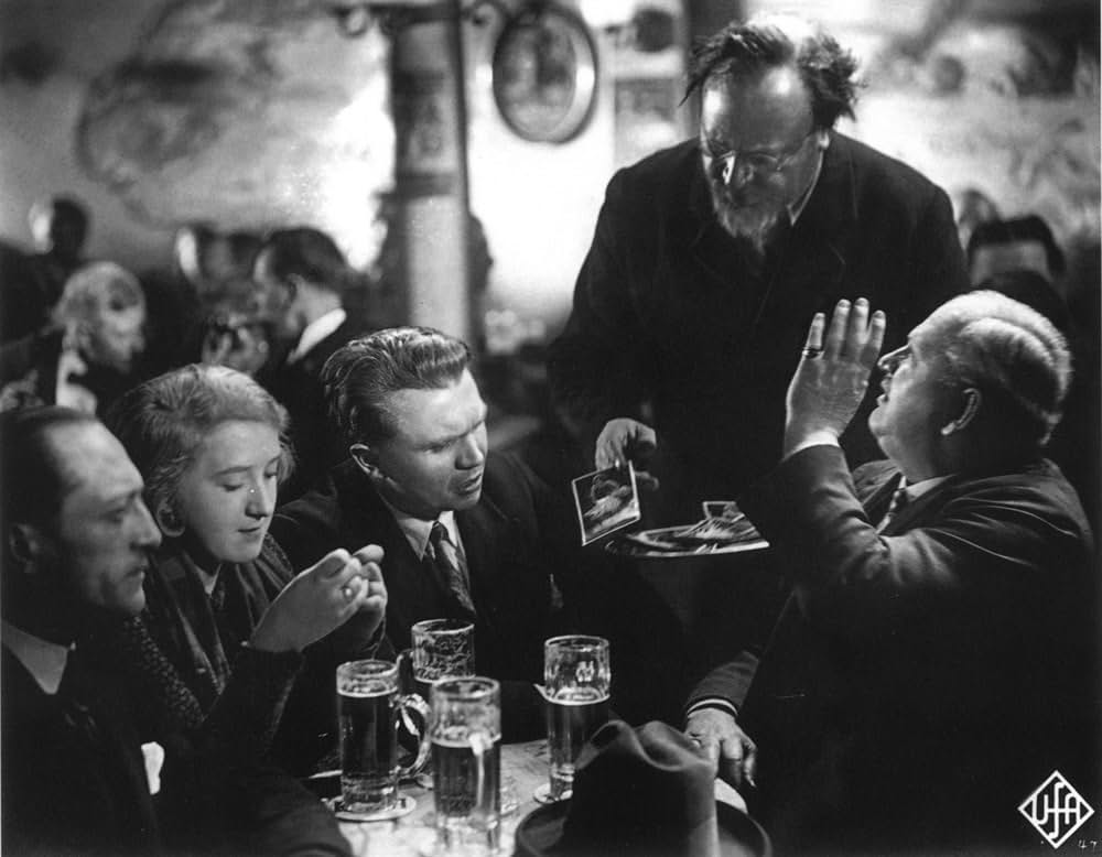 嘆きの天使の画像