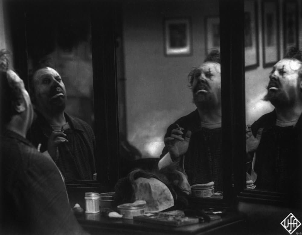 嘆きの天使の画像