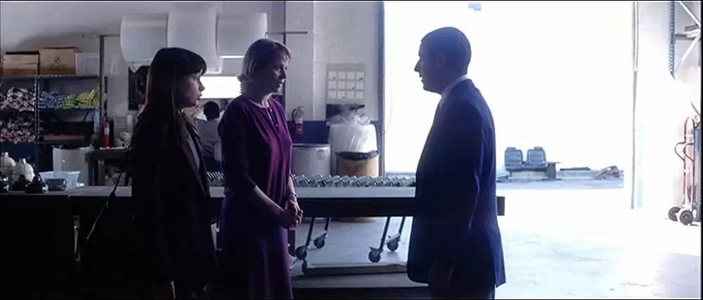 「パンチドランク・ラブ」アダム・サンドラー & エミリー・ワトソン & メアリー・リン・ライスカブの画像