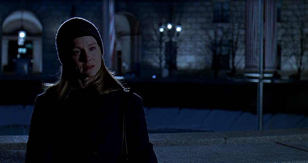 「アメリカを売った男」ローラ・リニーの画像