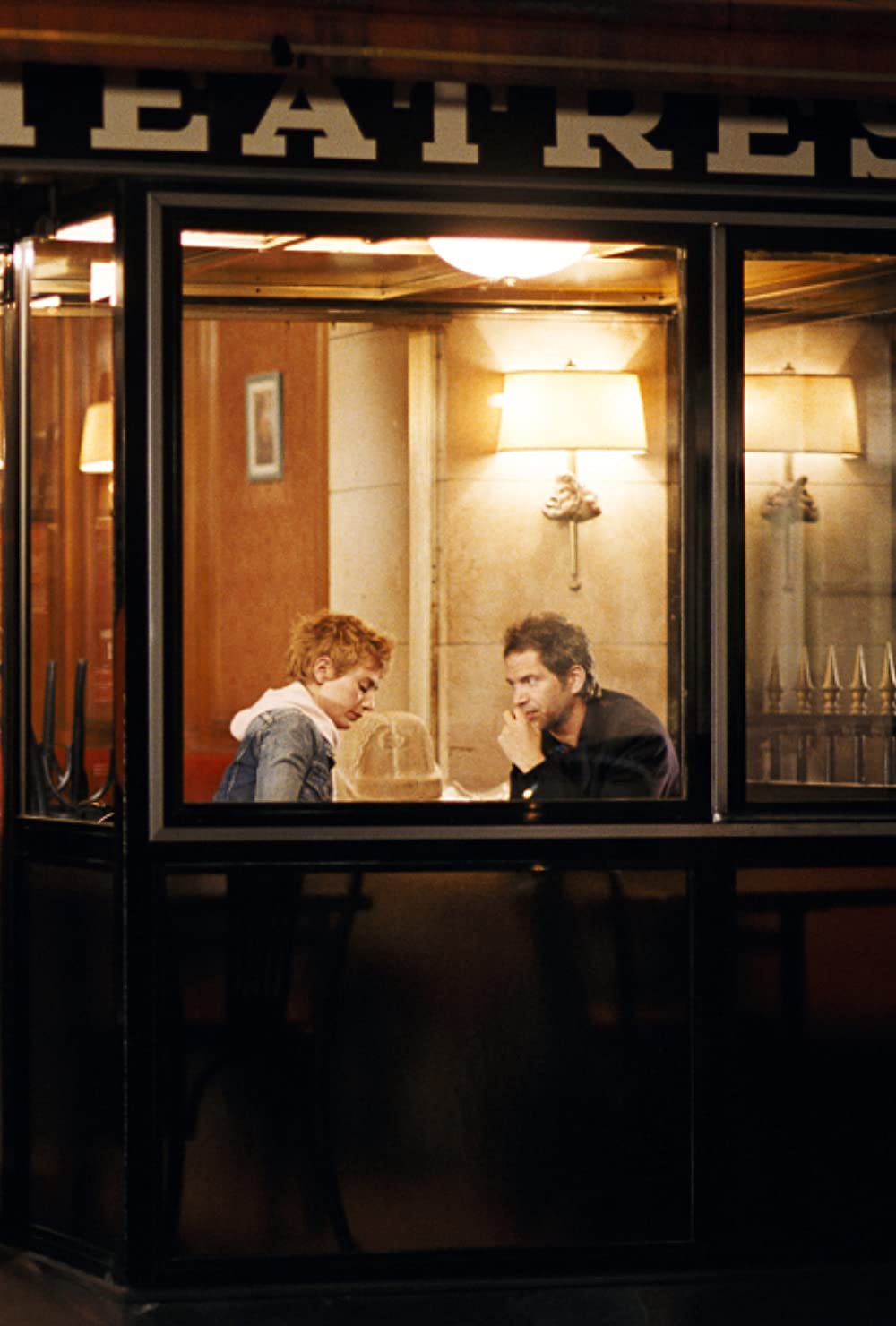 「モンテーニュ通りのカフェ」セシル・ドゥ・フランス & クリストファー・トンプソンの画像