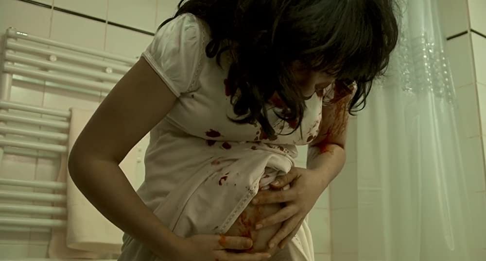 「屋敷女」Alysson Paradisの画像