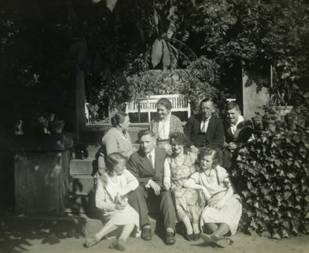 敵こそ、我が友 〜戦犯クラウスバルビーの3つの人生〜の画像