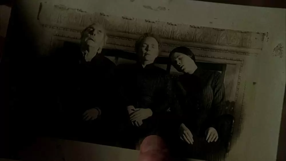 「アザーズ」フィオヌラ・フラナガン & エレイン・キャシディ & エリック・サイクスの画像