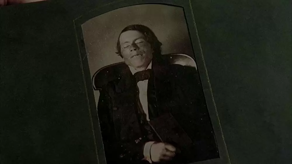 「アザーズ」の画像