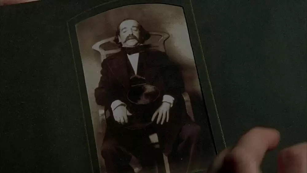 「アザーズ」の画像