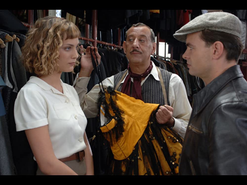 幸せはシャンソニア劇場からの画像