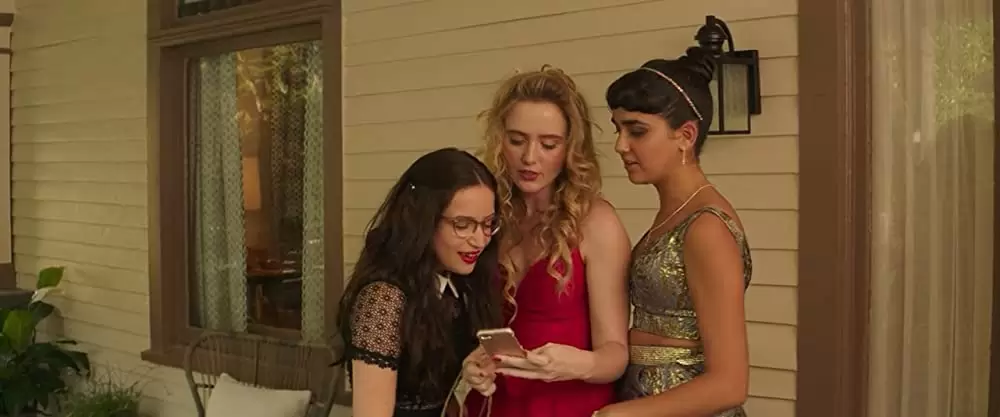 「ブロッカーズ」キャスリン・ニュートン & ギデオン・アドロン & ジェラルディン・ビスワナサンの画像