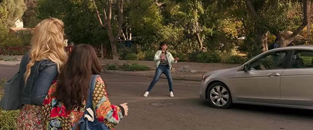 「ブロッカーズ」キャスリン・ニュートン & ギデオン・アドロン & ジェラルディン・ビスワナサンの画像