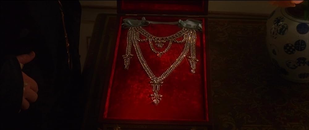 マリー・アントワネットの首飾りの画像