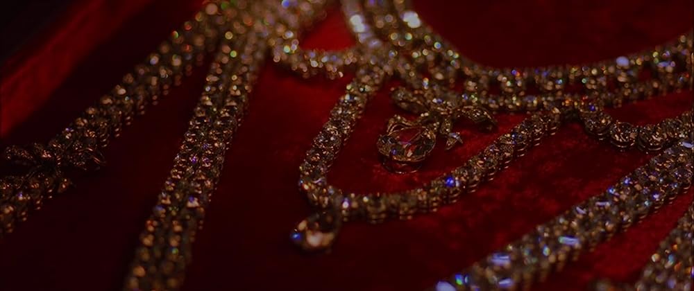 マリー・アントワネットの首飾りの画像