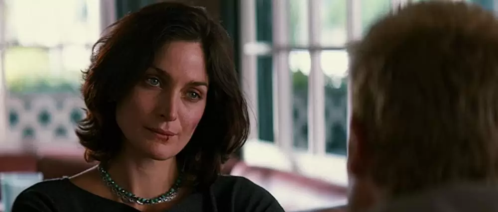 「メメント」ガイ・ピアース & キャリー＝アン・モスの画像